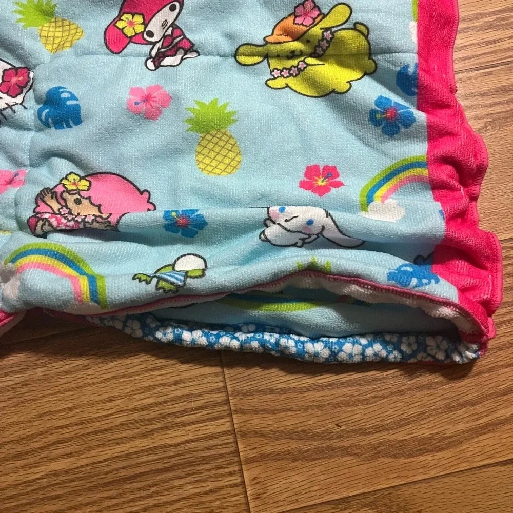 Lootcrate x Sanrio Beach Towel